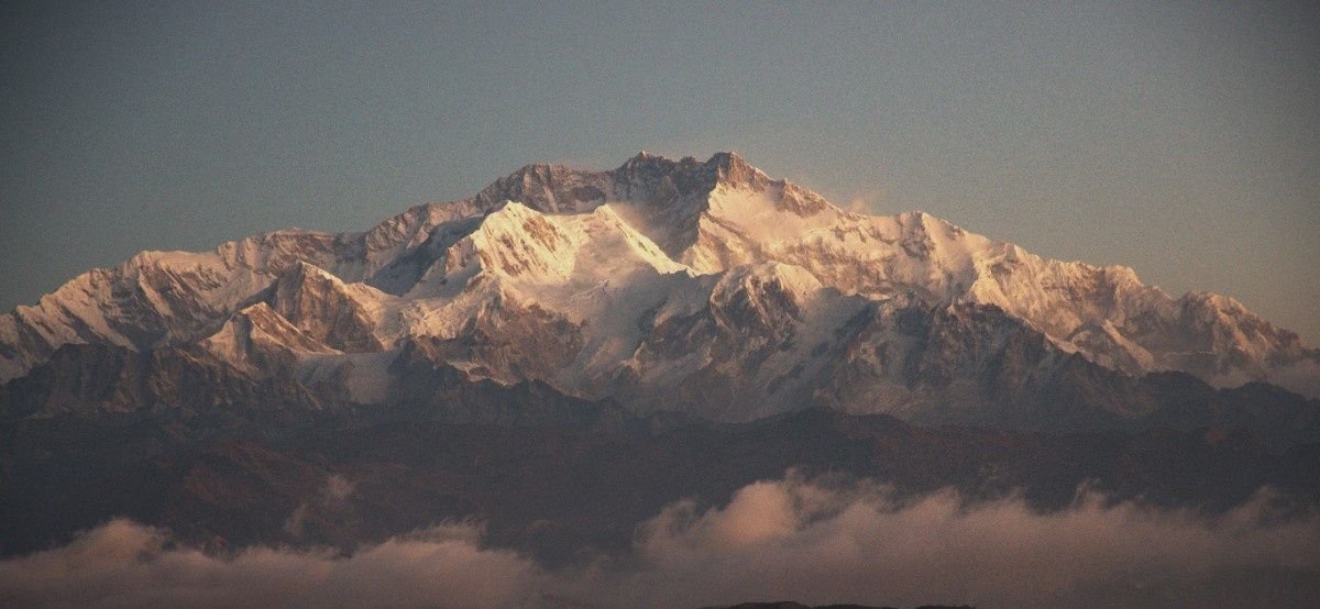 Kanchenjunga at dawn, Darjeeling